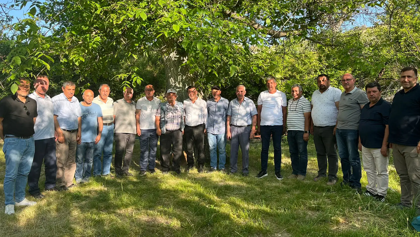 MHP'liler bahçede buluştu!