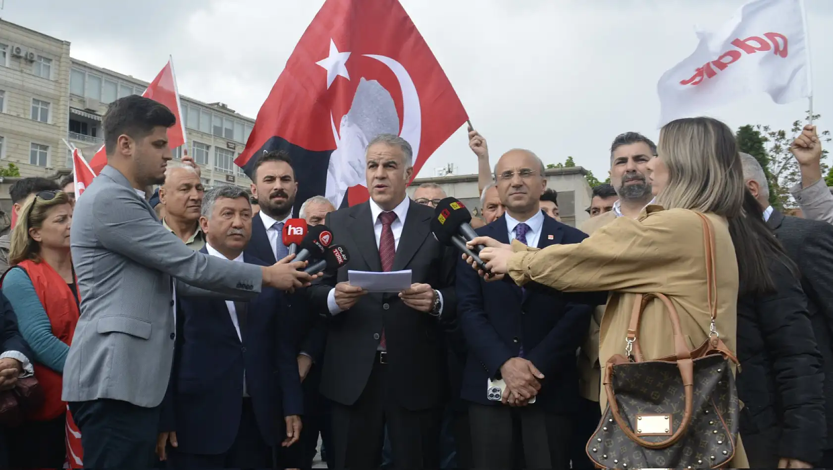 CHP'den saldırı tepkisi: Tarihimizin gördüğü en baskıcı ve otoriter dönemden geçiyoruz...