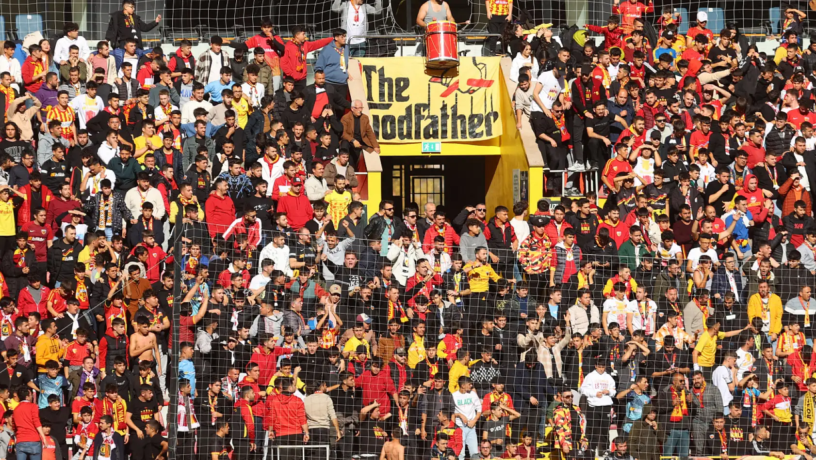 O eski futbolcudan canlı yayında Kayserispor'u ve taraftarı kızdıracak sözler!