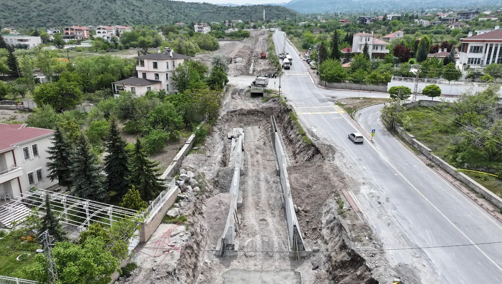 O ilçede sel taşkını son bulacak