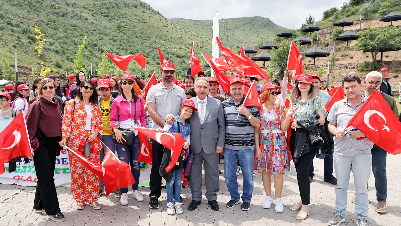 Öğrenciler bakın ne için yürüdü?