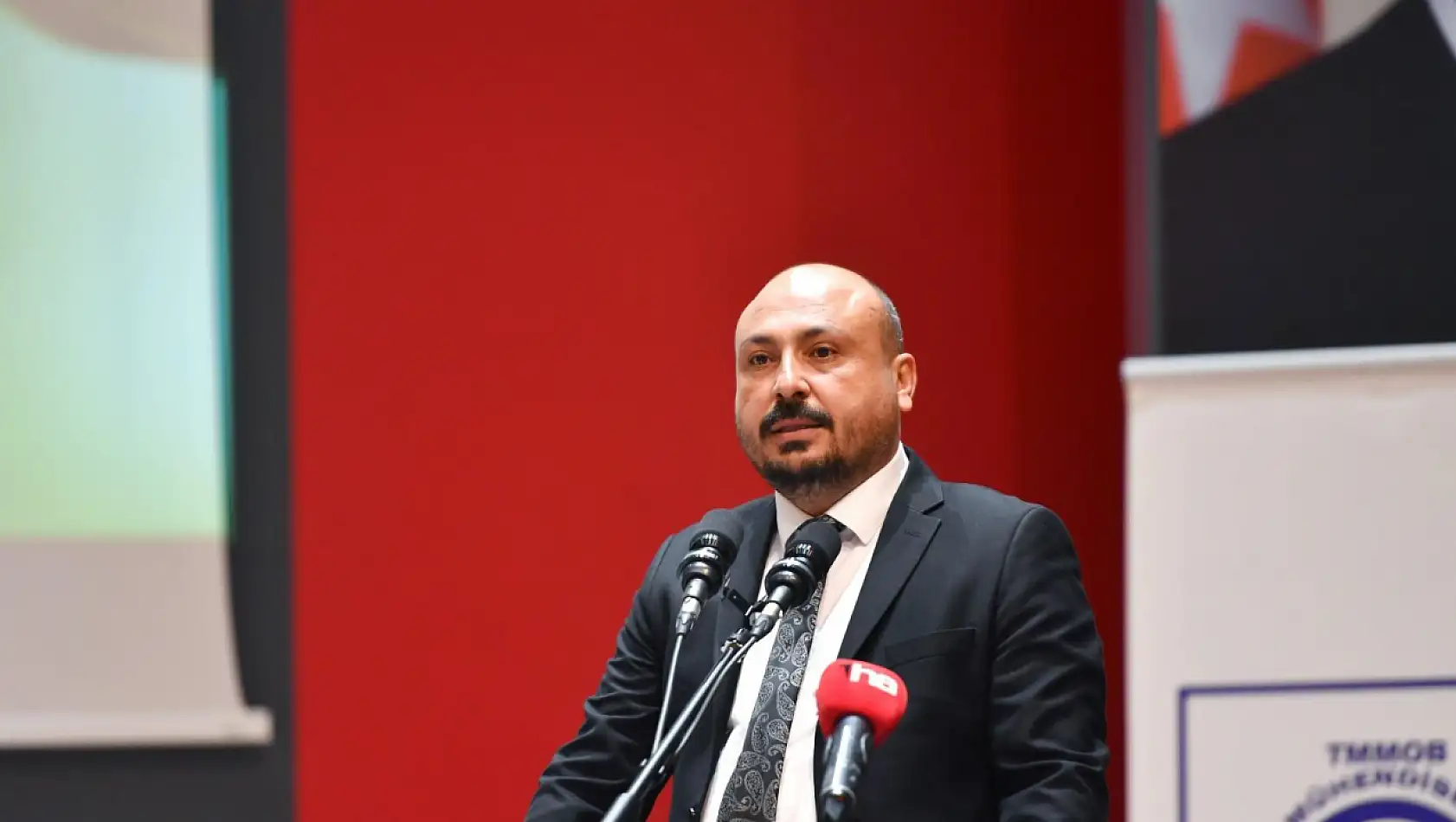 'Öğretmenlik, hiçbir maddi karşılıkla ölçülemeyecek bir meslektir'