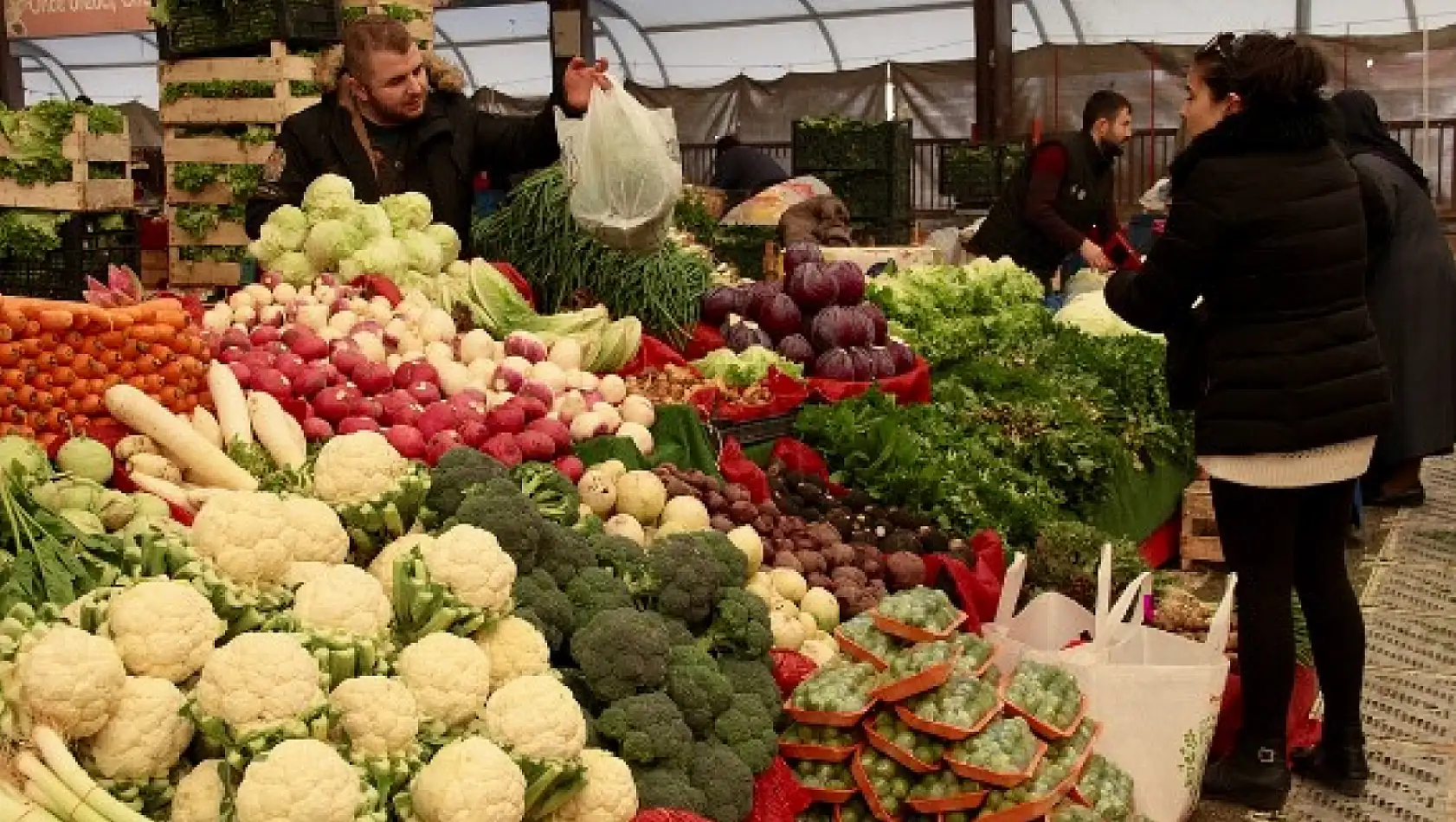 Organik ve yerel ürünler için Kayseri'de kurulan pazar yerleri
