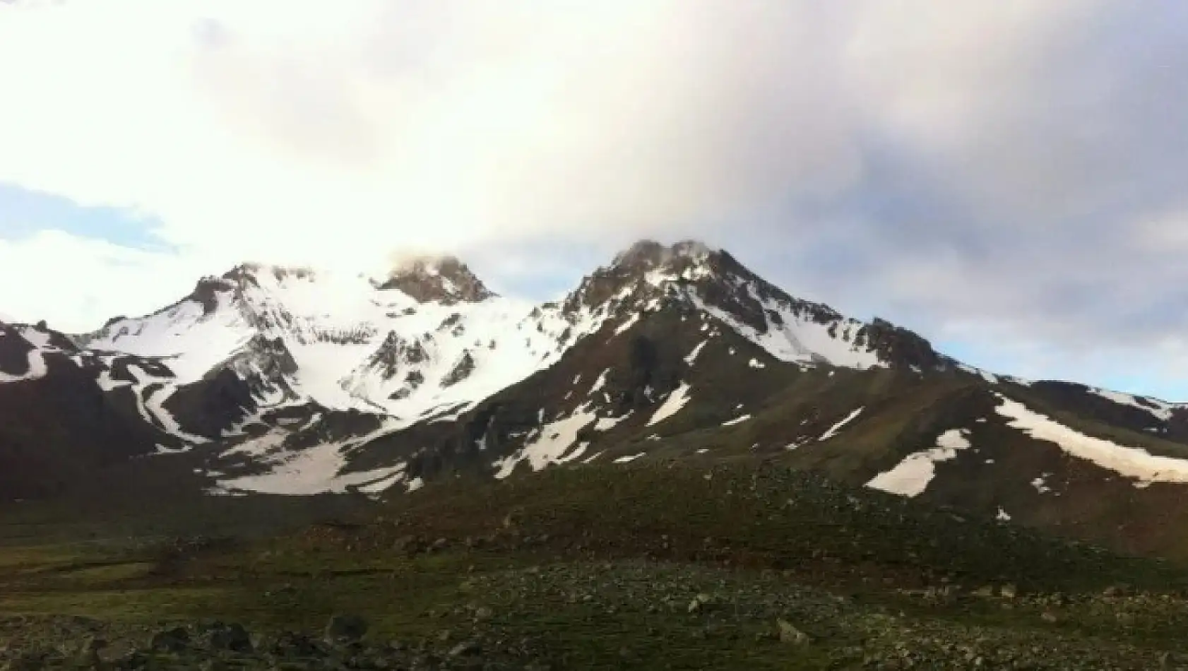 Patlayan yanardağ Erciyes'i akıllara getirdi