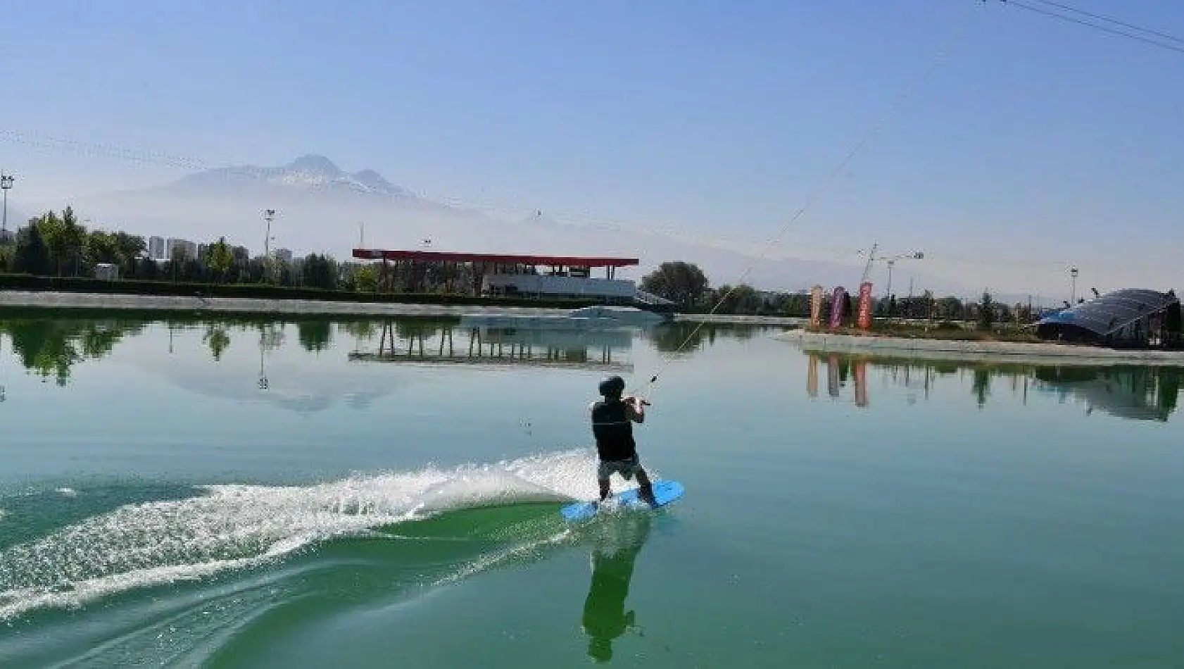 Rus turistler Büyükşehir Sukaypark'ı tercih etti