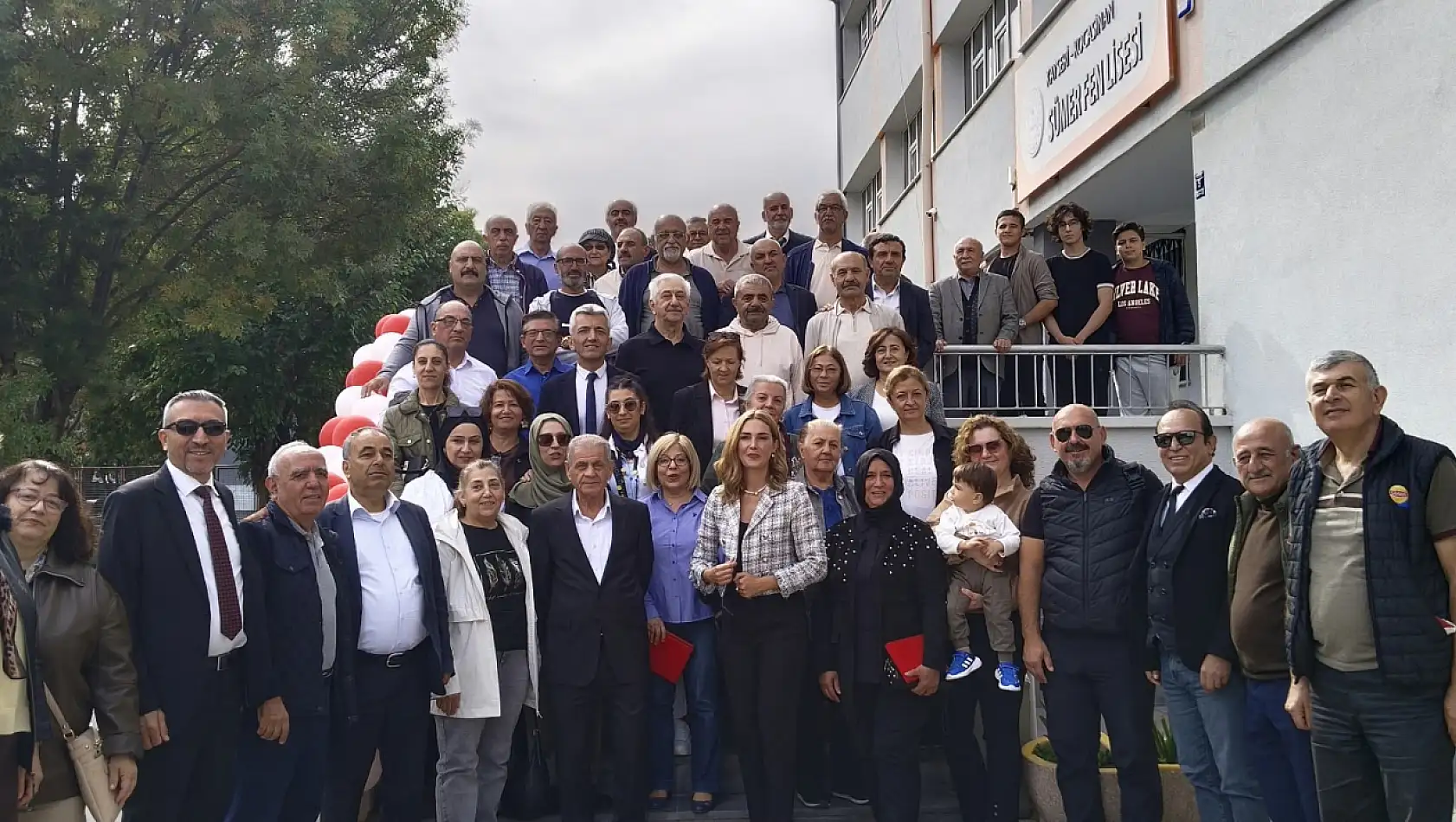Sümer Lisesi mezunları buluştu