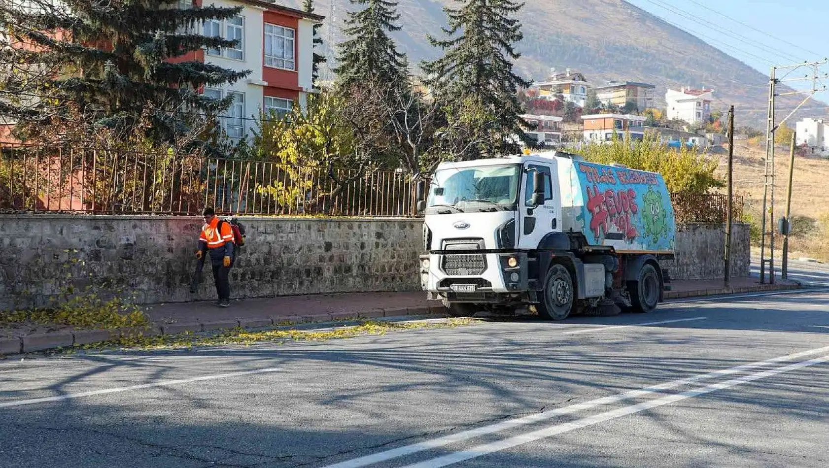 Talas Genelinde Sonbahar Temizliği