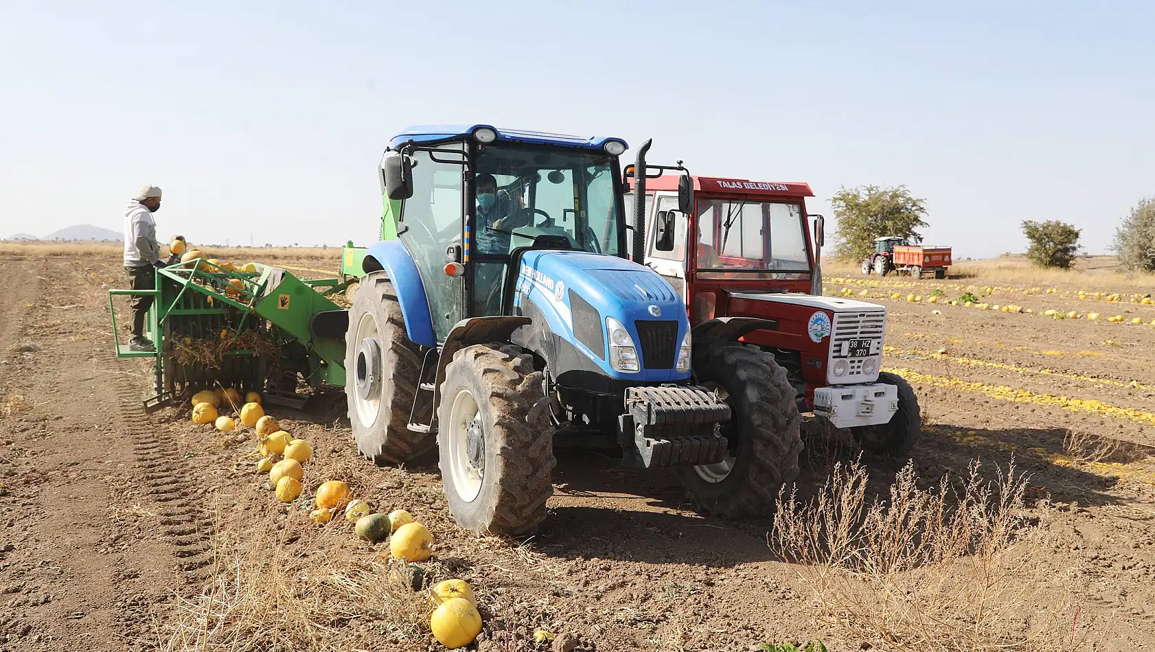 Talas'ta tarıma destek sürüyor