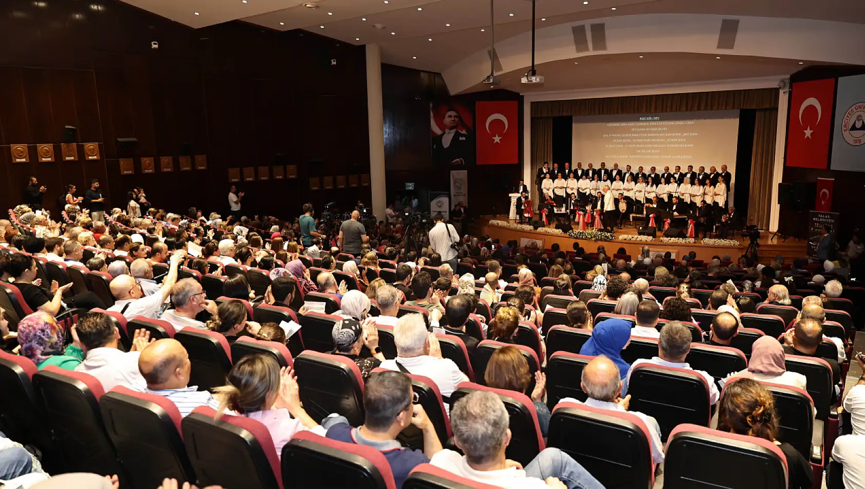 Talas Musiki Cemiyeti'nden, Amir Ateş'e muhteşem konser!