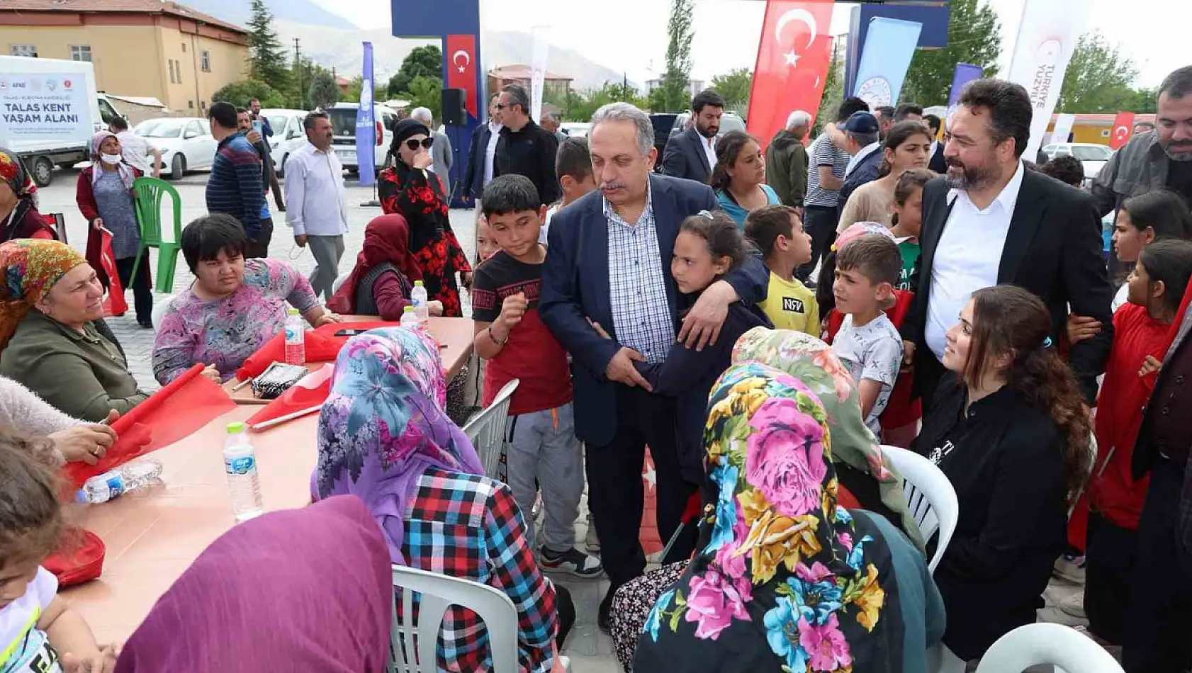 Başkan Yalçın'dan anlamlı ziyaret...