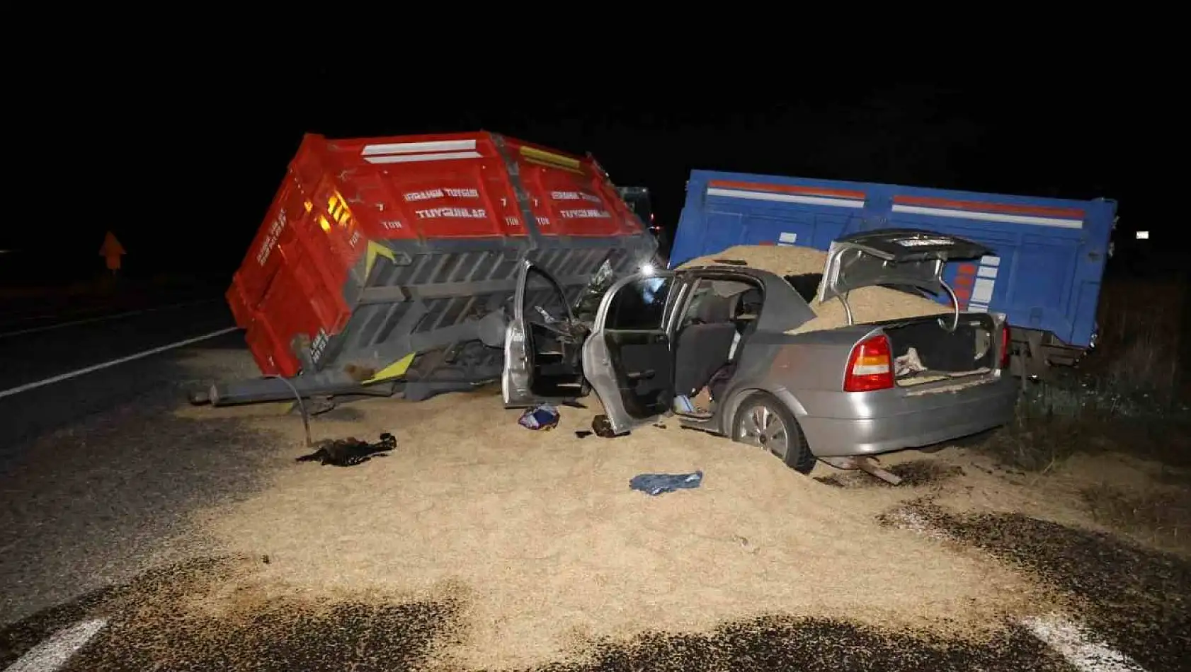 Nevşehir'de traktör ile otomobil çarpıştı: 1 ölü