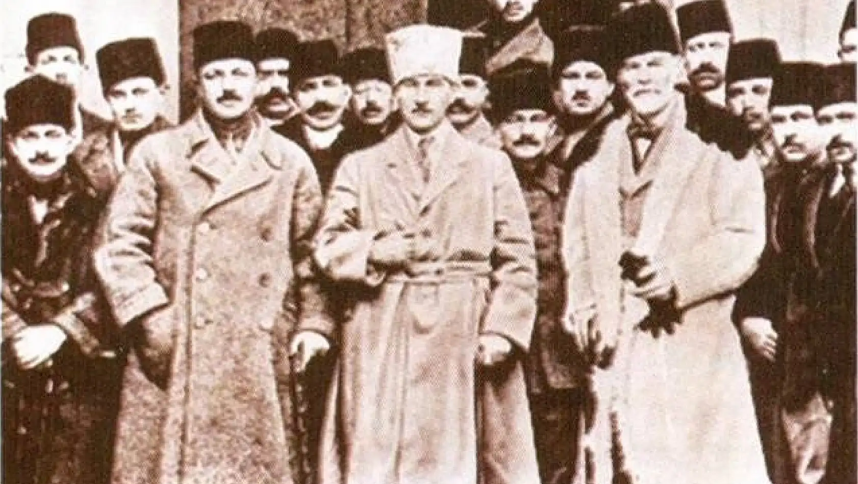 'Uğrunda ölmeye hazırız Paşam'