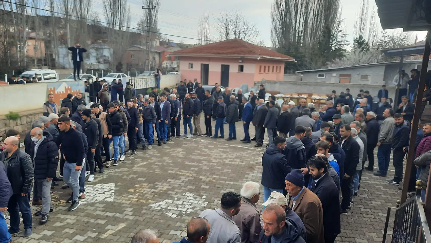 Yoğun katılımla Kayseri'de bir geleneği yaşattılar! Yeni Başkan da sıraya girdi