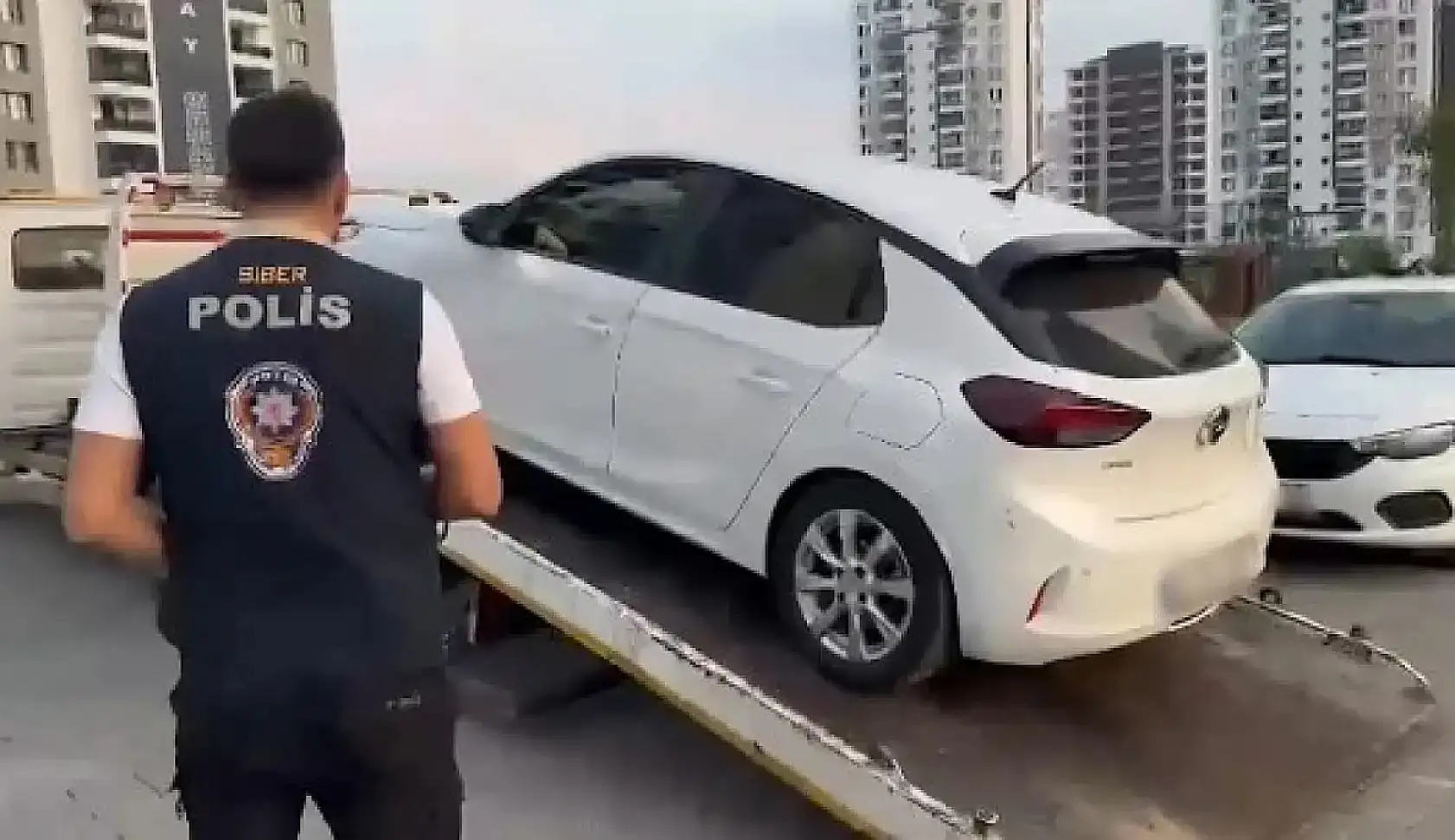 Kayseri'de milyarlık bahis dolandırıcılığı çetesi çökertildi!