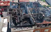Kayseri'de iki katlı ev alev alev yandı