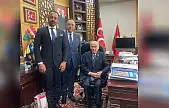 MHP'li isim oğluyla Bahçeli'yi ziyaret etti: Daha iyi gördük