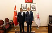 Milletvekili Ataş, bir süre önce Kayseri'ye gelen Bakan'ı bu kez nöbette yakaladı!