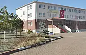 Öğrenciler, veliler ve eğitimciler tedirgin: O okul kapatılacak mı?