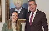 Yücel'den sert tepki: Adam olmaz!