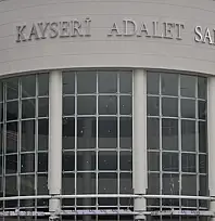 3 çocuğu ile hakim karşısına çıkan kadın otobüs muavinini suçladı