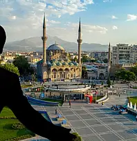 90'lı yılları sallayan isim Kayseri'ye geliyor! Bilet fiyatları 22 bin 500 TL'ye kadar yükseliyor