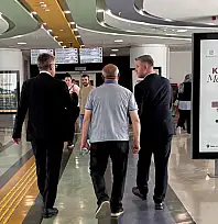 AK Parti'nin çat kapı vekilinin hastane ziyaretinde gerçek ortaya çıktı!
