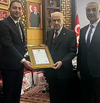 MHP'li Başkan Ankara'da! Nerenin tapusu Bahçeli'ye verildi?