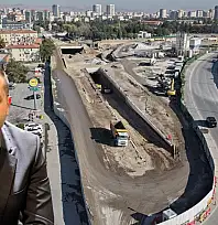Baki Ersoy'dan Kartal Kavşağı işçilerine destek!