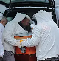 Başkan Büyükkılıç sabah 5'te 'onlar' uyanmadan dağıtıma başladı