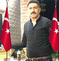 'Başkan olursam maaşım dağıtılsın' demişti! O isim adaylıktan çekildi mi?