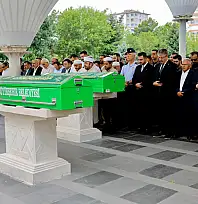 Başkanlardan Tümgüç'e son görev: Cenaze namazını kıldılar...
