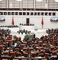 Çerçeve yasa oylamasında dikkat çeken detay: Kayserili isim katılmadı