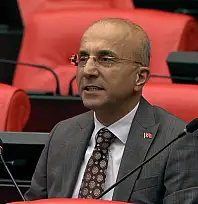 CHP'li Genç:  'Ay yıldızlı al bayrak bu milletin ortak onurudur'