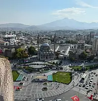 Dünyaca ünlü Kim Kardashian'ın dikkat çeken Kayseri bağlantısı!