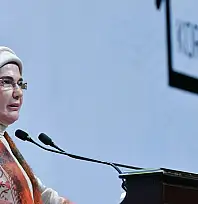 Emine Erdoğan'dan Kayserili yazara vefat mesajı