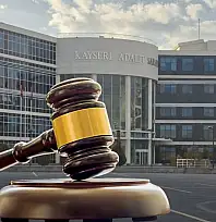 Emirhan Çakır cinayeti davasında karar: Bir sanığa müebbet, kardeşine 15 yıl hapis