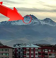 Erciyes'in zirvesinde korkutan, garip ve gizemli bir yüz belirdi! Kent merkezinde o ana şahit olan dönüp bir daha baktı