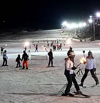 Erciyes'te yıldızlar altında kayak keyfi başladı