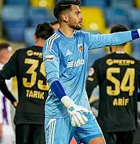 Genç yıldız resmen İngiltere'ye gidiyor! Kayserispor'un kasasına ne kadar girecek?