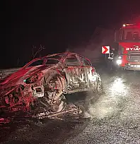 Hacılar'da can pazarı! Kafa kafaya çarpışan araçlar yandı