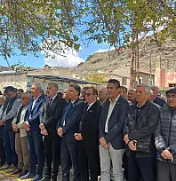 Kayseri'de İYİ Partili Başkan son yolculuğuna uğurlandı