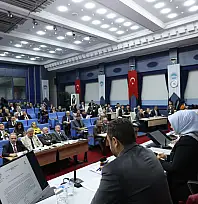 Kayseri Büyükşehir'de CHP CHP'ye karşı