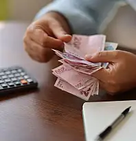 Kayseri'de çift maaş iddiası! Faiziyle geri ödeyin