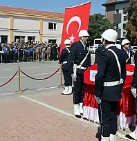 Kayseri'de görev yapan polis için tören düzenlendi! Oğlundan son veda