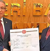 Kayseri'de tapuyu aldılar! Böyle poz verdiler