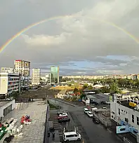 Kayseri'de etkili olan yağmurla birlikte şaşırtan görüntü