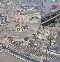 Kayseri'de yine aynı manzara! Yüzlerce araç kilometrelerce kuyruk oluşturdu