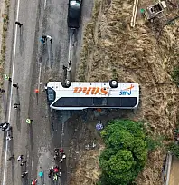 Kayseri'ye gelirken devrilen otobüsten acı haber: 1 kişi vefat etti