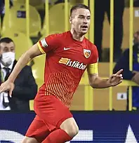 Kayserispor'a damgasını vurmuştu! Futbolu bıraktı
