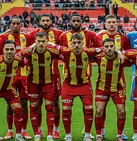 Kayserispor Teknik Direktörü Gerin, takımdan ayrılan hangi futbolcuyu istediğini açıkladı